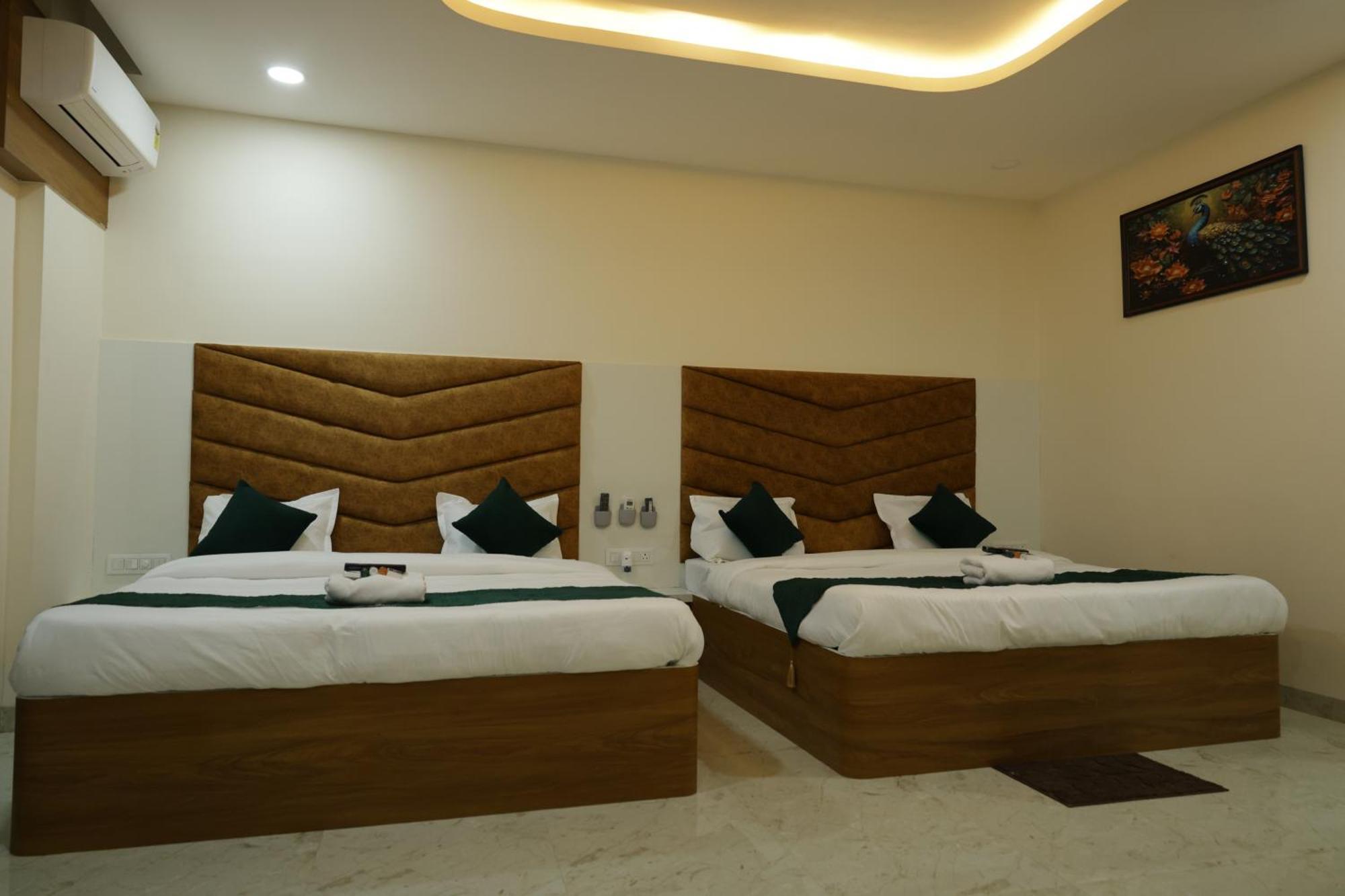Hotel The Prime Land Hoshangabad エクステリア 写真